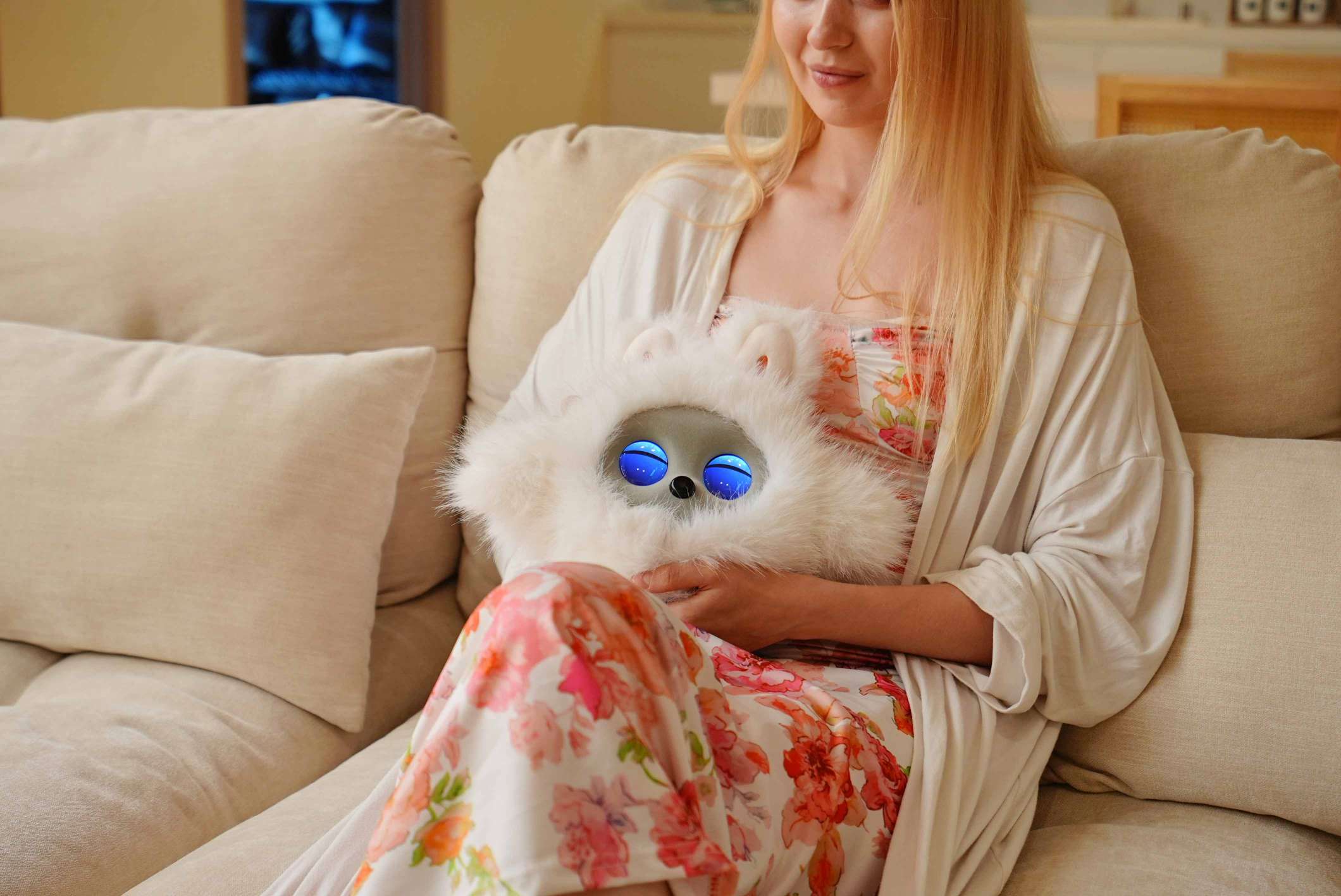 Pet Robotic Pet Fitur: Teknologi aktifi, nggawe kanca sing luwih panas